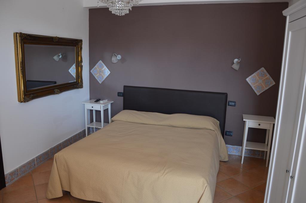 Il Ghetto Farm Farm stay Soiano Del Lago